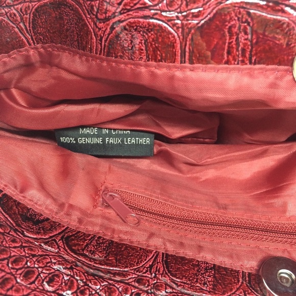 3/$30 RED FAUX LEATHER CROCODILE PLEATHER TOP HANDLE O RING BAG RETRO PURSE - Picture 6 of 10